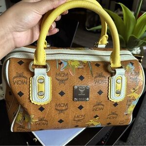 Mcm bag 100% authentic